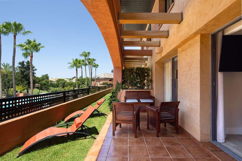 Doubletree By Hilton Islantilla Beach Golf Resort Habitación foto